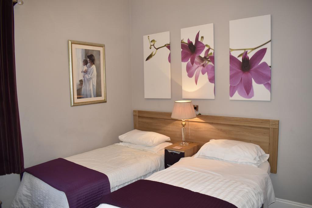 Verdon Guest House Stoke-on-Trent Exterior photo